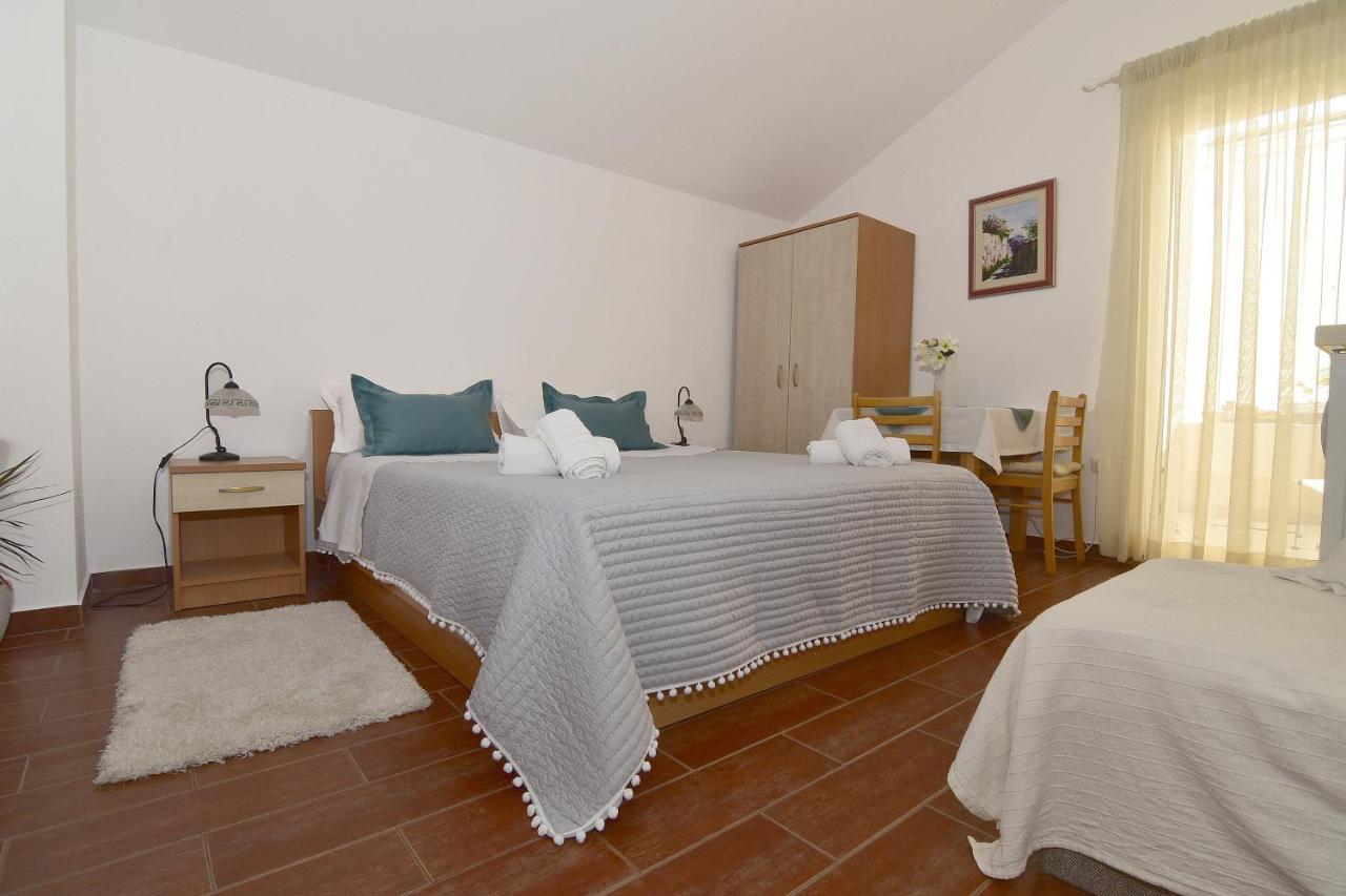 Old Town Studio Apartments ماكارسكا المظهر الخارجي الصورة