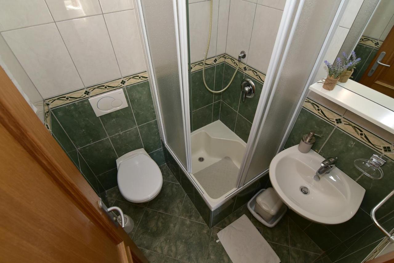 Old Town Studio Apartments ماكارسكا المظهر الخارجي الصورة
