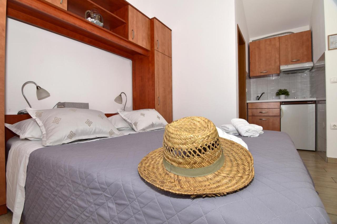 Old Town Studio Apartments ماكارسكا المظهر الخارجي الصورة
