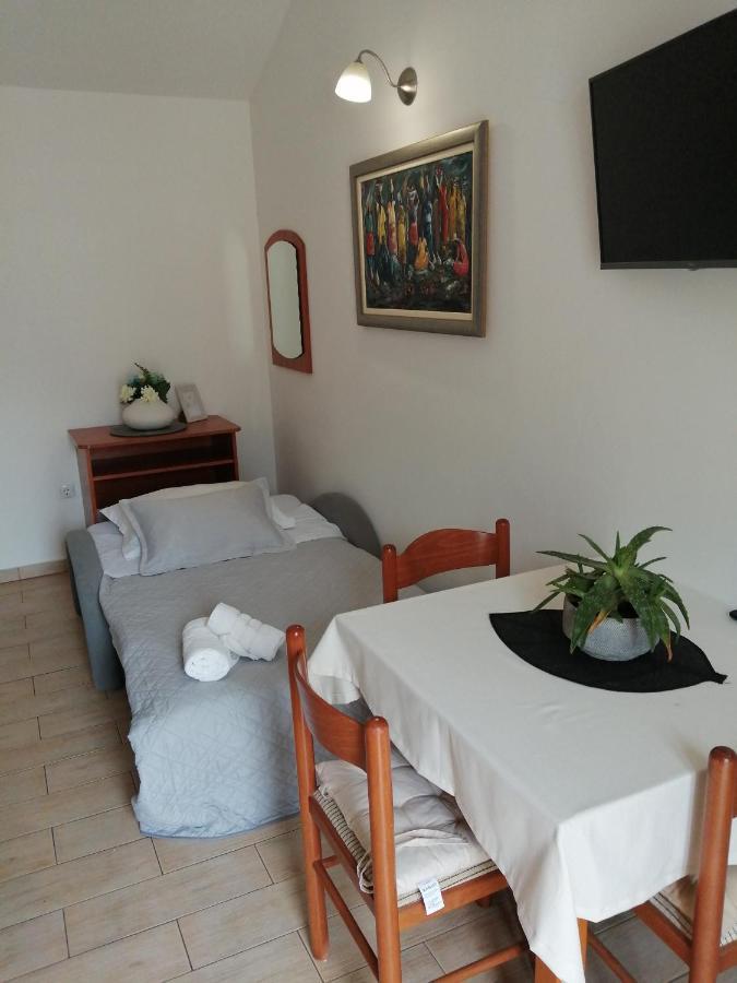 Old Town Studio Apartments ماكارسكا المظهر الخارجي الصورة